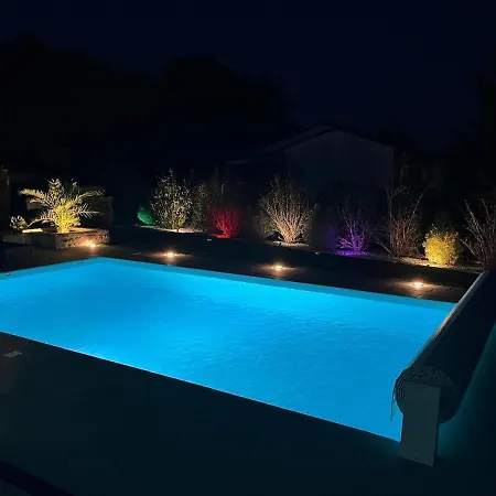 Classee 3 Etoiles Familiale Calme Et Nature * Etaules (Charente-Maritime)